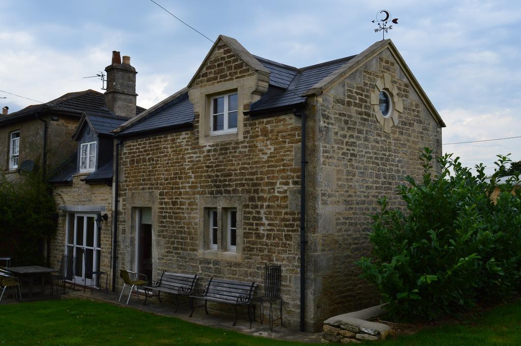ควีนแอนน์ สเตเบิล Villa บ็อกซ์ ภายนอก รูปภาพ